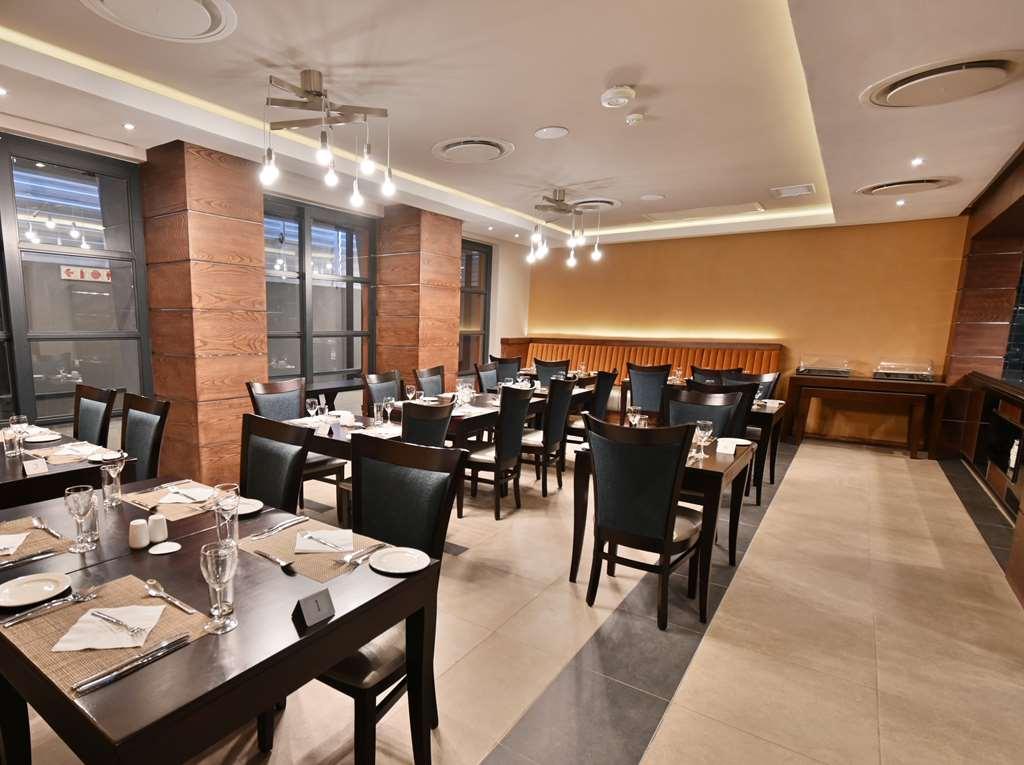 Premier Splendid Inn Bloemfontein Restaurant foto